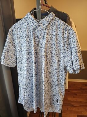 Ben Sherman Floral Button-Up Shirt in Blue and White